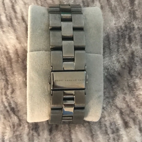 {Marc by Marc Jacobs} Watch - Picture 3 of 3